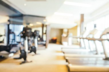 Soyut bulanıklık ve fitness spor aletleri jimnastik salonu içinde defocused 