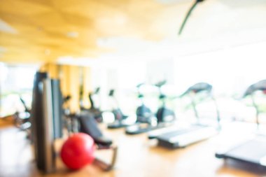 Soyut bulanıklık ve spor salonu iç fitness ekipmanları bulanıklaştırma