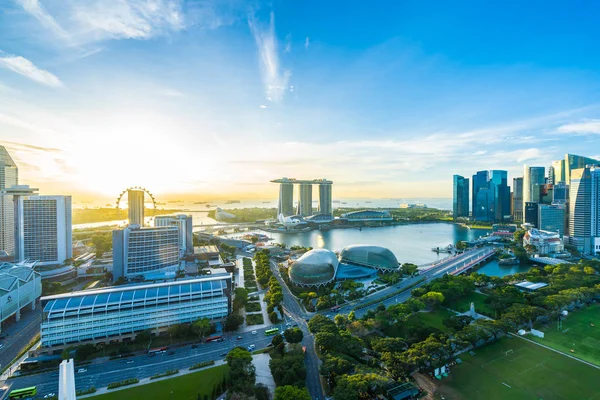 Beautiful architecture building exterior cityscape in Singapore — Stock Photo, Image