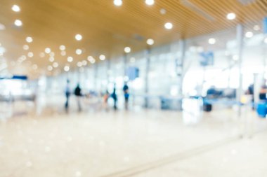 Soyut bulanıklık ve Havaalanı yolcu trans için terminal defocused
