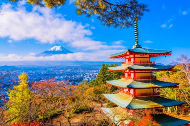 Dağ fuji chureito pagoda ile güzel manzara