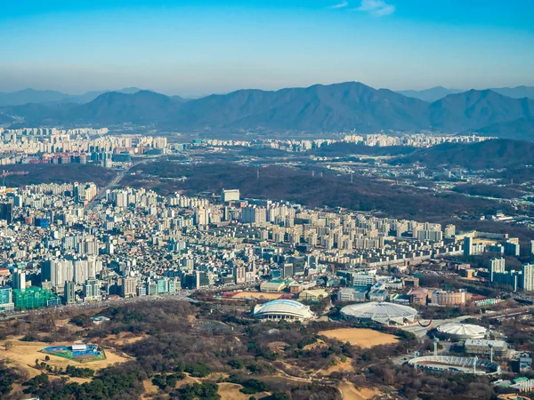 Bellissimo edificio di architettura nella città di Seoul — Foto Stock