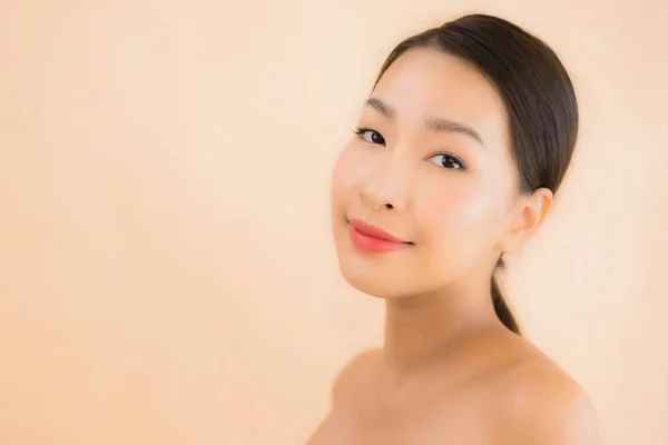 Portrait Belle Jeune Asiatique Visage Femme Avec Beauté Spa Bien — Photo