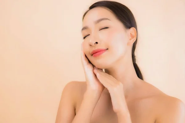 Portret Mooie Jonge Aziatische Gezicht Vrouw Met Schoonheid Spa Wellness — Stockfoto