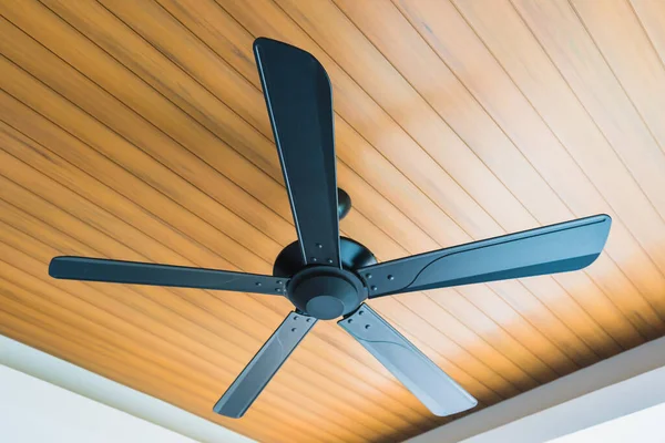 Nero Elettrico Soffitto Ventilatore Decorazione Interna Della Stanza — Foto Stock