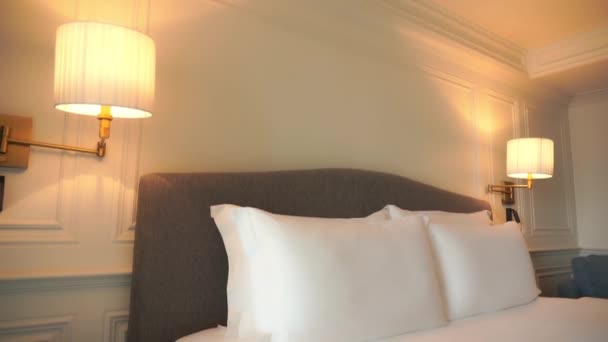 Hermoso Interior Dormitorio Lujo Complejo Hotelero — Vídeos de Stock