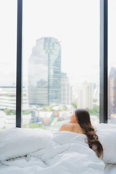 Portrait Beautiful Young Asian Woman Relax Leisure Bed City View — Stock Photo, Image