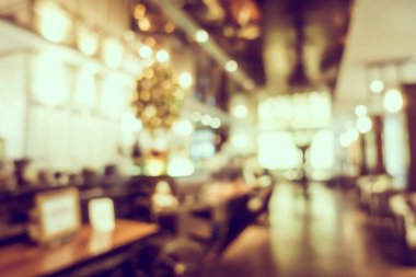 Arka plan için soyut bulanıklık ve defocus restoranı ve kafenin içi.