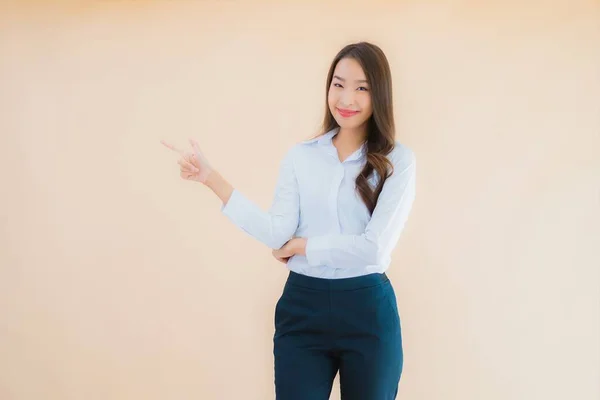 Portrait Beautiful Young Asian Business Woman Action Isolated Color Background — Stock Photo, Image