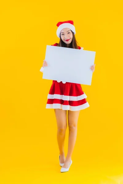 Retrato Bonito Jovem Asiático Mulher Natal Roupas Chapéu Sorriso Com — Fotografia de Stock