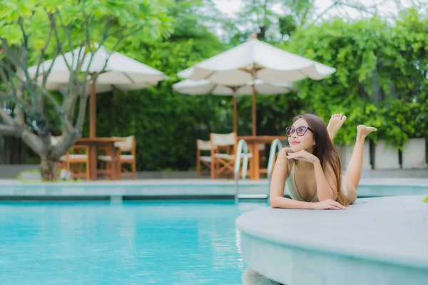 Portrait Beautiful Young Asian Woman Relax Smile Outdoor Swimming Pool — Stock Photo, Image