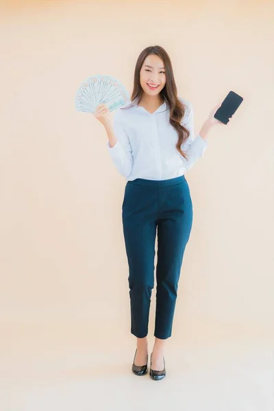 Retrato Bonito Jovem Negócio Asiático Mulher Com Dinheiro Dinheiro Isolado — Fotografia de Stock
