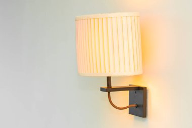 Odanın elektrik lambası dekorasyonu