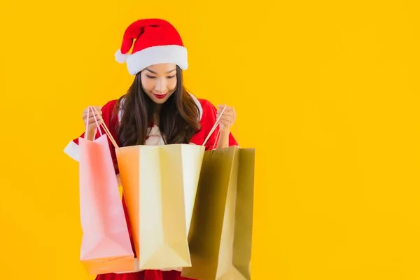 Portret Mooie Jonge Aziatische Vrouw Dragen Kerstmis Kleding Hoed Met — Stockfoto