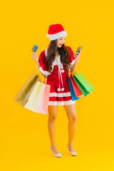 Portret Mooie Jonge Aziatische Vrouw Dragen Kerstmis Kleding Hoed Met — Stockfoto