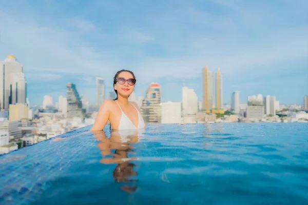 Retrato Bonito Jovem Asiático Mulher Relaxar Feliz Sorriso Lazer Redor — Fotografia de Stock