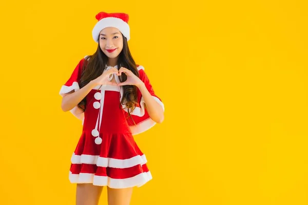 Πορτρέτο Όμορφη Νεαρή Ασιατική Χριστούγεννα Ρούχα Και Καπέλο Χαμόγελο Ευτυχισμένη — Φωτογραφία Αρχείου