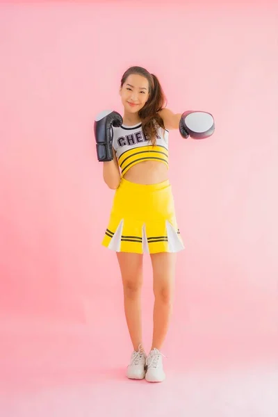 Portrait Belle Jeune Asiatique Femme Pom Pom Girl Avec Boxe — Photo