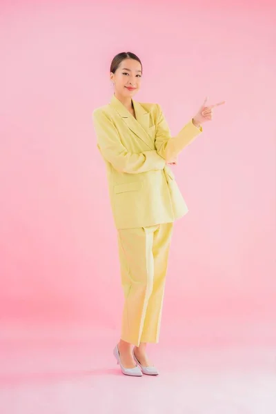 Retrato Bonito Jovem Asiático Mulher Negócios Sorriso Ação Cor Rosa — Fotografia de Stock