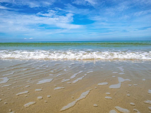 Océano Idílico Tropical Cielo Azul Hermosa Playa Tiempo Vacaciones Vacaciones — Foto de Stock