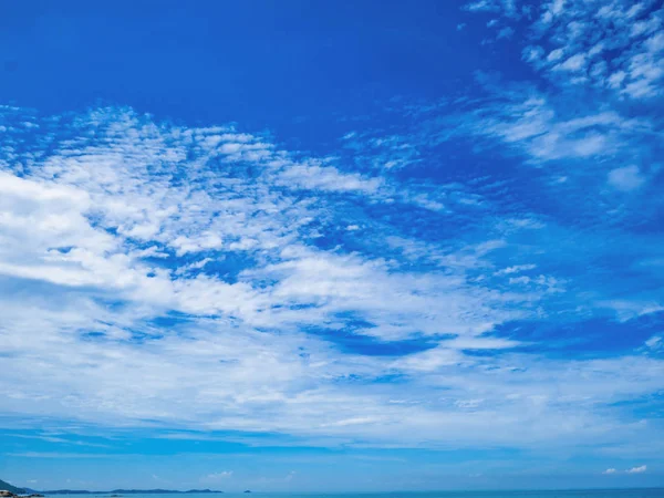 Hermoso Cielo Océano Con Horizonte Infinito Tiempo Vacaciones Vacaciones Verano — Foto de Stock