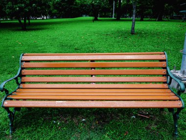 Yeşil Park ahşap sandalye relax concep
