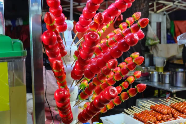 Tang Hulu Kinesiska Berömda Gata Mat Yiwu Nattmarknad — Stockfoto