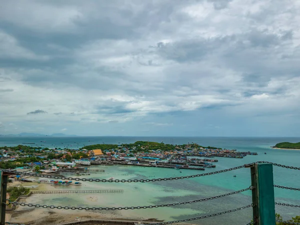 Άποψη Στο Βουνό Ψαρά Townscape Ειδυλλιακή Ωκεανού Και Του Ουρανού — Φωτογραφία Αρχείου