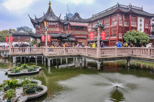 Szanghaj Chiny Styczeń 2015 Niezidentyfikowanych Turystów Przyjść Yuyuan Garden Wakacje — Zdjęcie stockowe