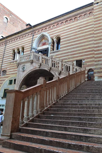 Schodiště Zámku Verona — Stock fotografie
