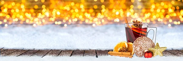 Varm Glögg Kryddat Rödvin Glas Mugg Med Pepparkakor Orange Skiva — Stockfoto