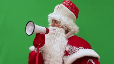 Babası Frost megafon konuşuyor. Yeni yıl karakter aracılığıyla aynı zaman dalgalar, bir yüksek sesle-hailer, davetkar jest elinde bildirir.