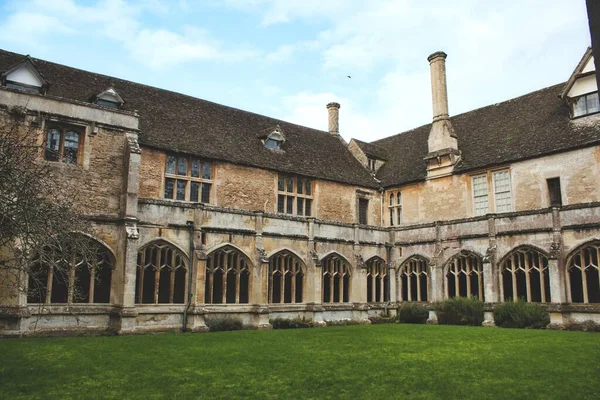 Lacock Angleterre Mars 2020 Prise Vue Cloître Cour Intérieure Abbaye — Photo