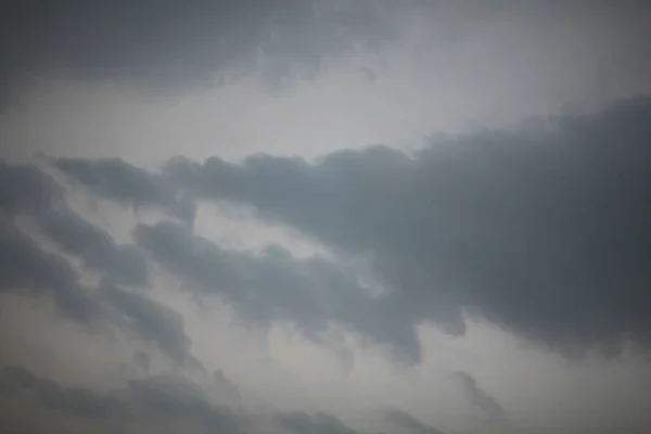 Avond Duisternis Gehuld Hele Hemel Leegte Van Wolken Vulde Nacht — Stockfoto