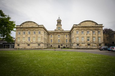 York İngiltere'deki York Kast Müzesi'nin ön görünümü. Yorkshire mimarisi ve simgesel yapılar.