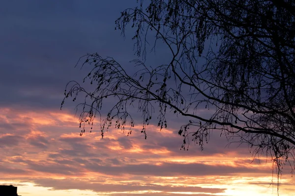 Ve uykuya gün düşüyor
