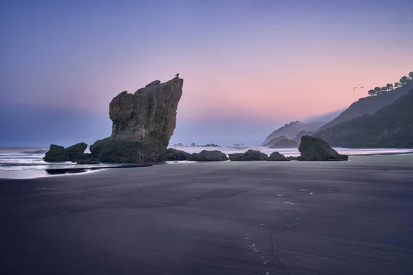 Playa del atiilar, 西班牙的 asturias north 图库图片