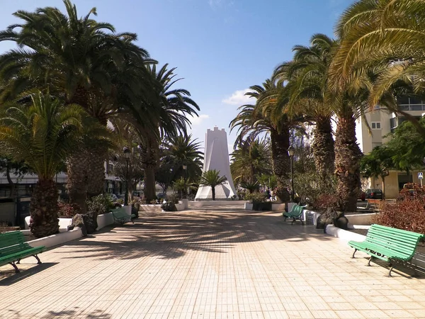 Plaza Ciudad Arrecife Palmeras Clima Tropical Arrecife Una Ciudad Capital — Foto de Stock