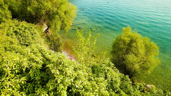 Kustområdet Ochrid Lake Makedonien Vackert Blått Genomskinligt Vatten Från Europas — Stockfoto