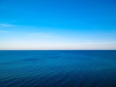 Güzel Baltık Denizi. Gökyüzünde boşluk kopyala.