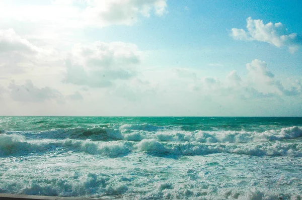 dalgalar deniz fırtınası
