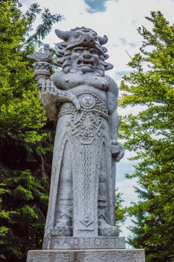 Moravian Beskydy Dağları turistler için çok güzel ve ilginçtir.