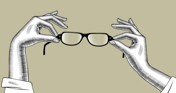 拿着眼镜的女人的手 老式雕刻的程式化绘图 矢量插图 — 图库矢量图片