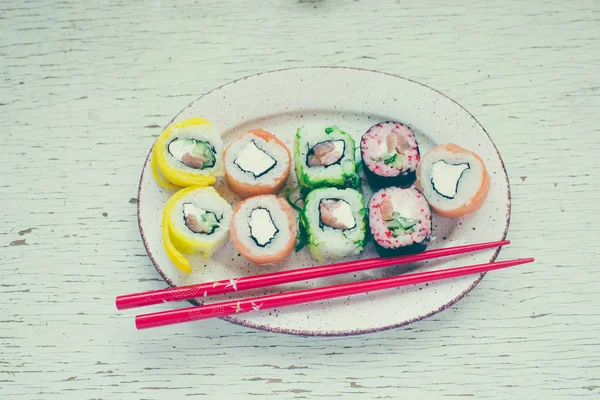 Sushi Sabroso Plato Sobre Fondo Acercan — Foto de Stock