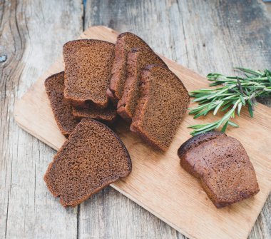 arka planda lezzetli çavdar ekmeği, yakın çekim