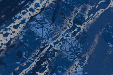 Arkaplanda soyut renkli lekeler      