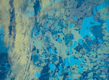 Arkaplanda soyut renkli lekeler            