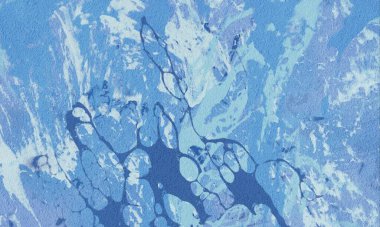 Metin için yeri olan boya lekeleriyle soyut arkaplan   