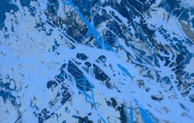 Arkaplanda soyut renkli lekeler