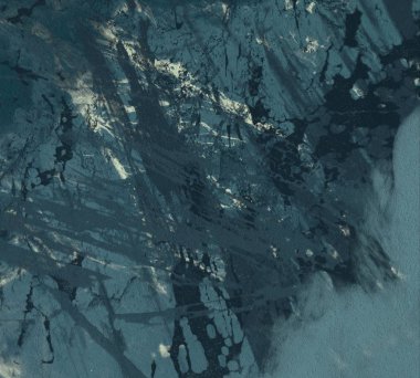 Metin için yeri olan boya lekeleriyle soyut arkaplan